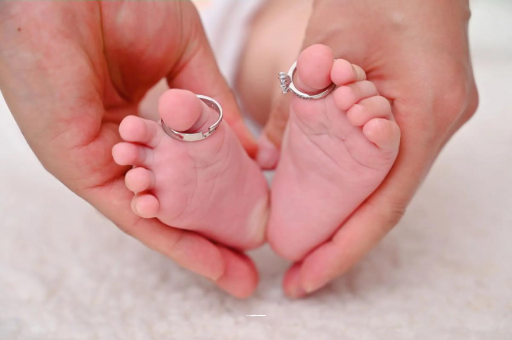 嘉鱼7个月孕妇肚子疼