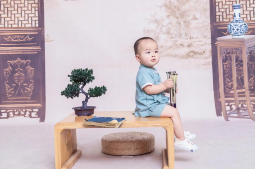 嘉鱼怀孕初期肚子胀胀的